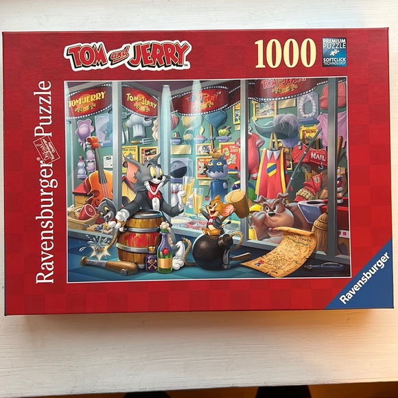 Ravensburger | Games | Ravensburger Tom And Jerry 00 Piece Puzzle ...